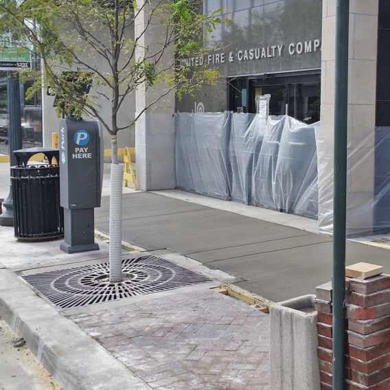 cedar rapids sidewalk contractor